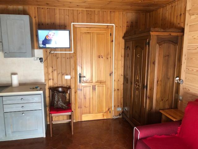 Appartement Ampio Monolocale In Centro Champoluc Extérieur photo